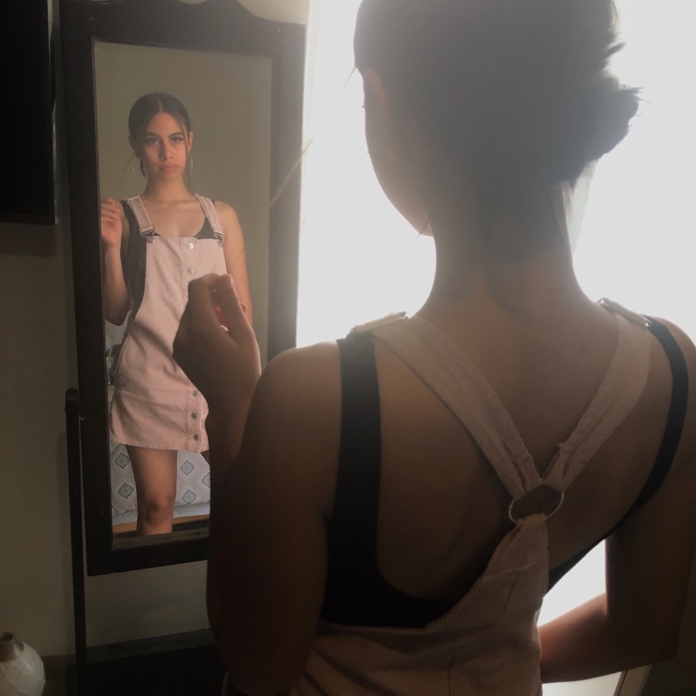 Meet your Posher, Alexia